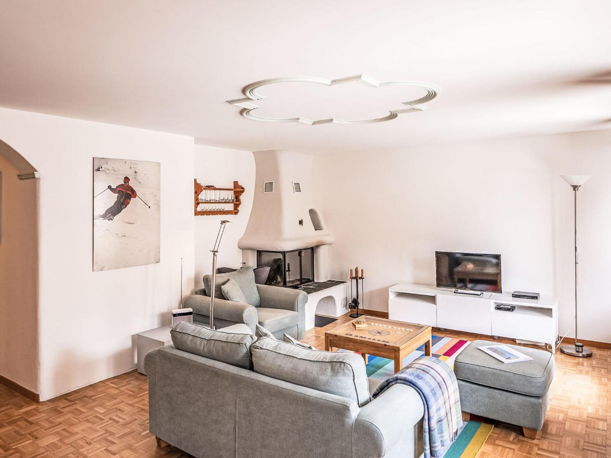Apartment Chesa Mezzaun By Interhome Zuoz Exterior photo